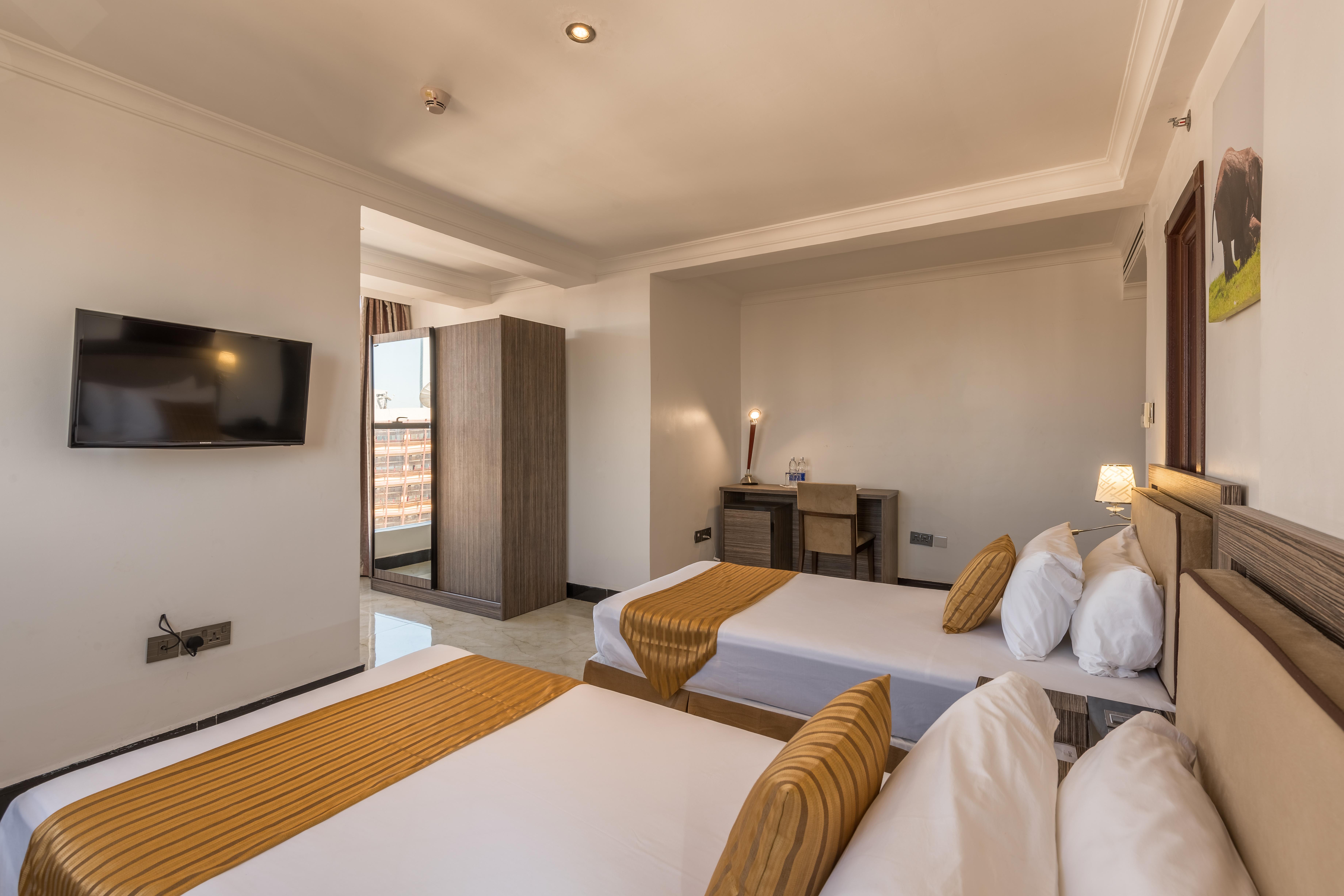 Golden Tulip Dar Es Salaam City Center Hotel Exterior photo