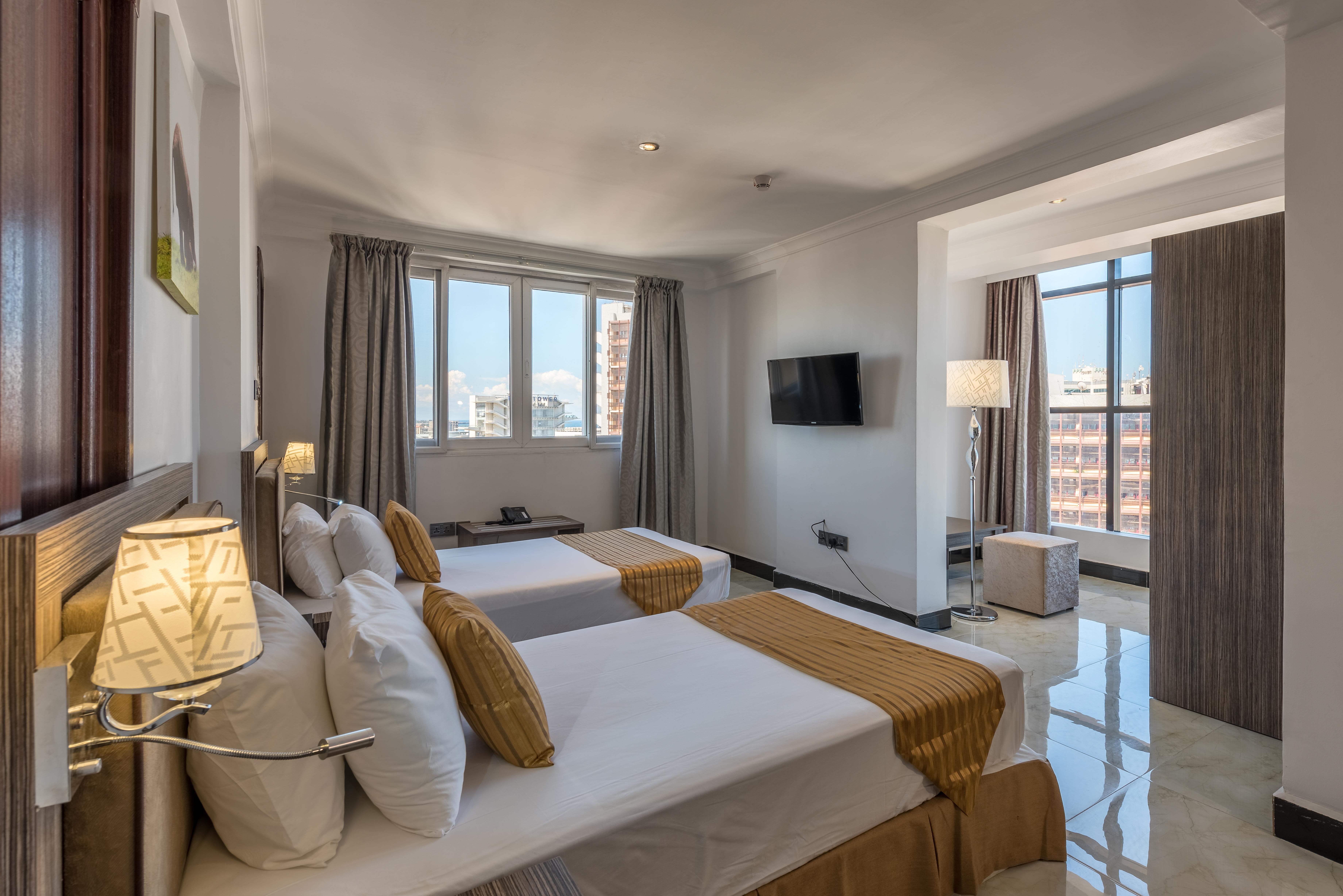 Golden Tulip Dar Es Salaam City Center Hotel Exterior photo