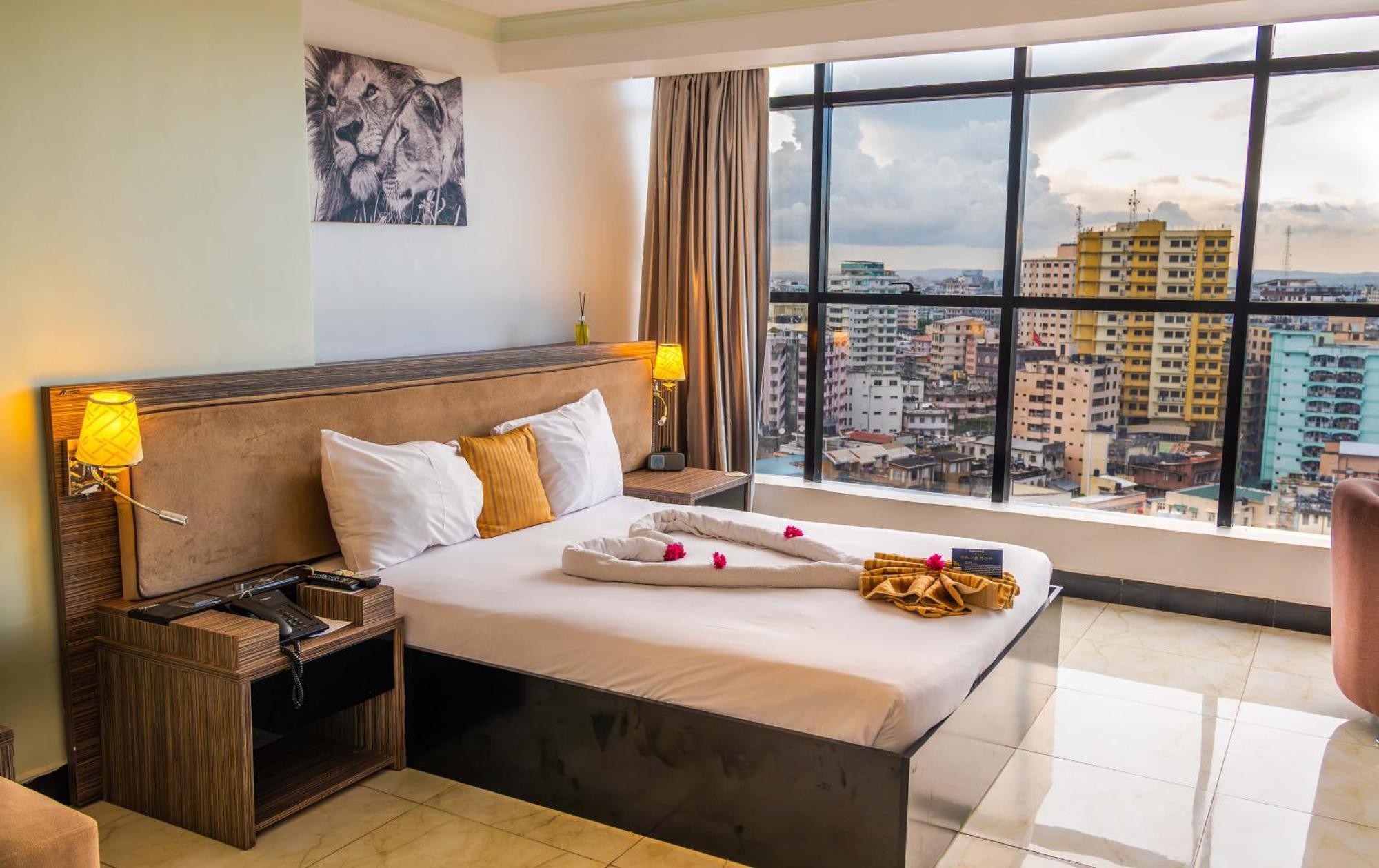 Golden Tulip Dar Es Salaam City Center Hotel Exterior photo