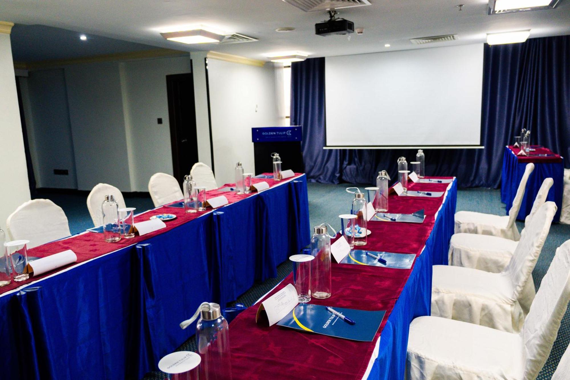 Golden Tulip Dar Es Salaam City Center Hotel Exterior photo